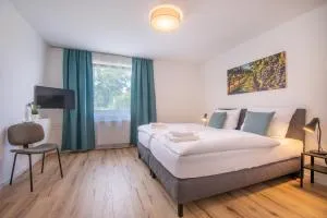 Hotel Clement - Bed & Breakfast - Stadecken-Elsheim