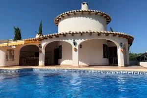 Villa Aurora - Пеґо