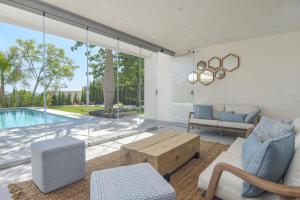 Graham Holiday Rentals - Les Bassetes