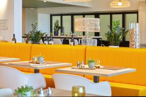 Hotels ibis La Roche Sur Yon Vendespace : photos des chambres
