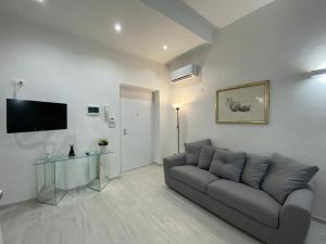 Riviera Apartments