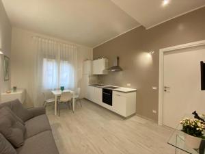 Riviera Apartments