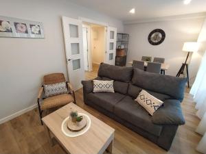 Centro nuevo con parking gratis LasMeanas