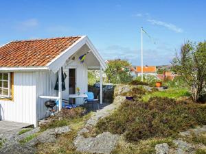 Holiday home Gullholmen