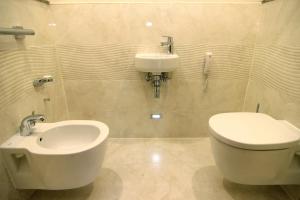 Retro Riverside Wellness Resort