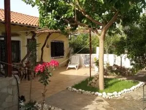 Panos and Chrisas House - Kallithéa