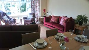Seawinds Holiday Apartment, dog-friendly