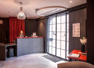 Hotels Hotel Sixteen Paris Montrouge : photos des chambres