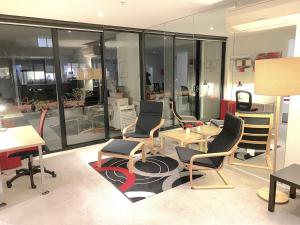 StayCentral - Spacious Seaviews Port Melbourne