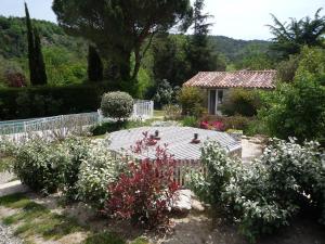 Appartements La Petite Grange : photos des chambres