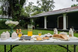 StayVista at 3BR Normandy House