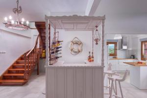 Windmill Villa