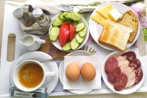 7 Sky Hotel Klinicheskaya Street (2d entrance)