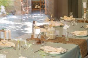 SUNOLUS VINEYARDHOUSe