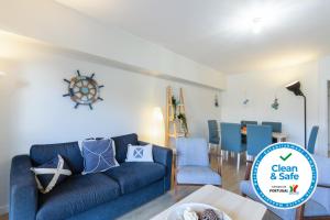 Host Wise - Trendy Bright Flats with Jacuzzi - 5 min Beach