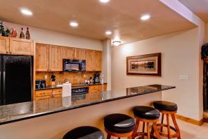 Champagne Lodge 3108