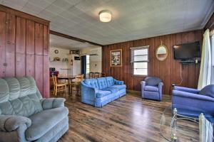 Pet-Friendly Beachfront Dent Cabin w Grill!