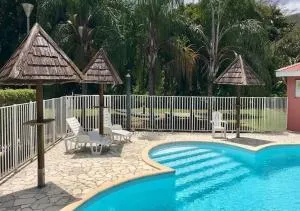 DOUC IRMA - Ле-Труа-Іле