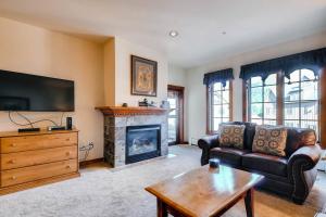 Apartment room in Main Street Station II