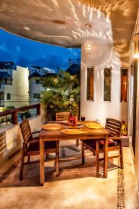 Las Olas Condominium #207