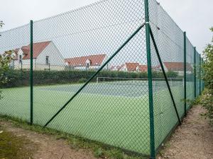 Maisons de vacances Snug Holiday Home in Wimereux North France with Garden : photos des chambres