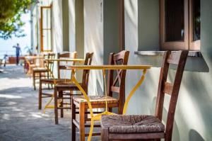 Ξενώνας Αρσινόη- ΜΕΓΑΛΟΧΩΡΙ -ΜΈΘΑΝΑ