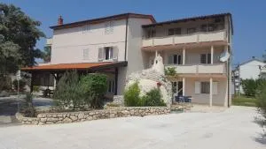 Room Ribica - Banjol