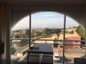 Vue imprenable avec piscine à Sète