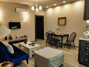 Mamas Cozy Room 3