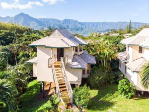 Three-Bedroom Apartment room in Hanalei Bay Villas #36 condo