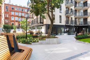 SuperApart Stalowa 39 Modern Unit with Kitchen & Wifi