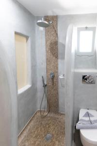 Erato Apartments