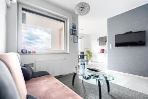 Top Oder Apartments- private parking