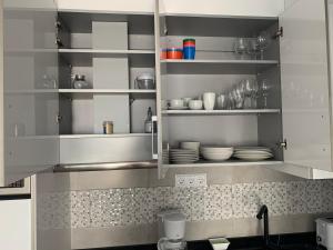 Costa Blanca Bungalow Lago jardin frente piscina 4 personas #PRP001 by Stay Orihuela Costa