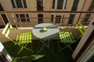 Appartements Pretty 3 rooms in the city center : photos des chambres