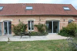 Jolie maison 2 chambres - jardin - Beaucourt-en-Santerre