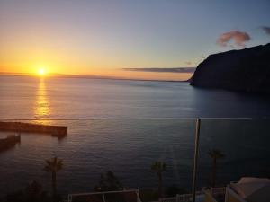 Magical Apt with Sea View Cliff