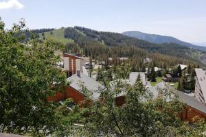 Appartements Appartement La Croix Saint Jean Valberg : Appartement avec Vue sur la Montagne