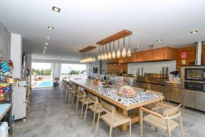 Luxurious Villa MALOMAR
