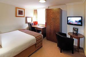Standard Double Room room in Wolverhampton Goldthorn Hotel