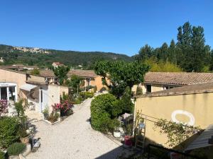 B&B / Chambres d'hotes Les Romarins : photos des chambres