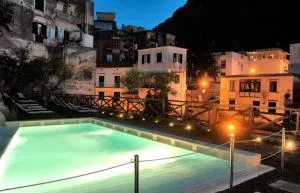 Cartiera Apartment with Pool by AMALFIVACATION - أمالفي