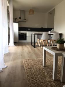 Hyper Centre - 2 PIÈCES tout confort - Terrasse - ascenseur -