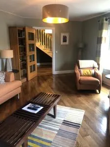 Cromwells Court - 格伦加里夫