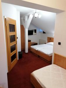 Penzion Pohoda, nepřístupné v pracovním oděvu