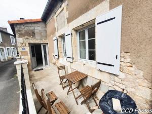 Maisons de vacances Cottage de charme classe 3 Etoiles - 8 min CNPE Civaux : photos des chambres