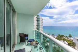 Two-Bedroom Apartment room in The Tides 2 Bed 11th floor on Hollywood Beach