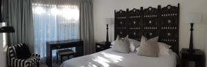 Rosebank Lodge Guesthouse by Claires
