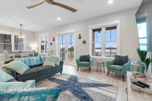 Six-Bedroom House room in Diamonte Homes