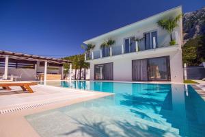 Villa Caribic with 72sqm private pool, whirlpool, sauna, outdoor lounge area